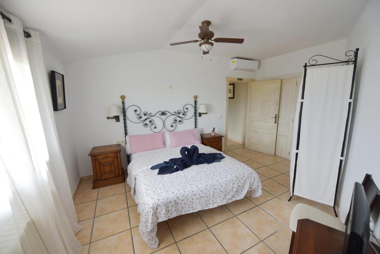 Hotel Rural El Castillo Larraga Екстер'єр фото