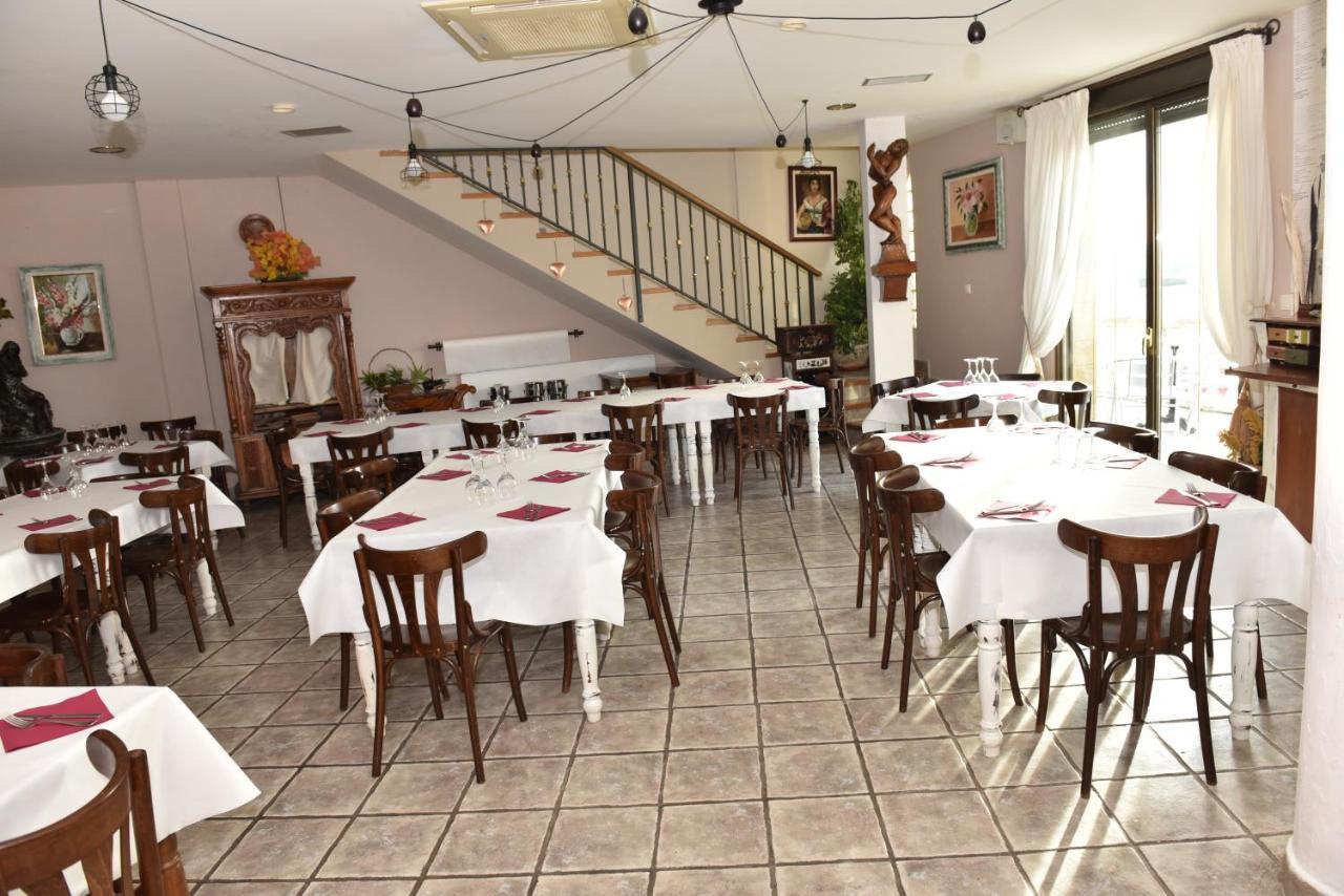 Hotel Rural El Castillo Larraga Екстер'єр фото